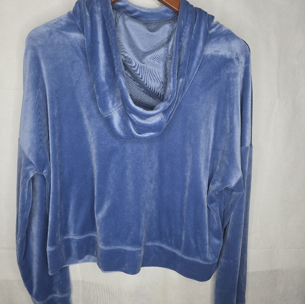Offline by Aerie Velour Hoodie Blue Cropped Long Sleeve Relaxed Fit Athleisure M - Picture 6 of 12